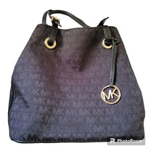 Michael Kors Jet Set Black Grab Bag Jacquard MK Signature Tote